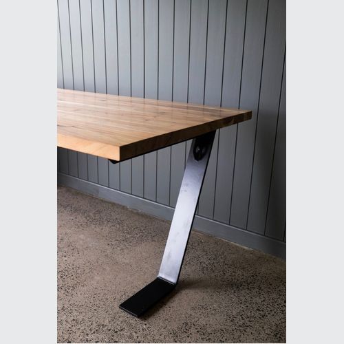 Checker Table