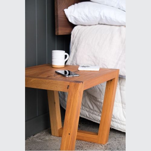 Pico Side Table