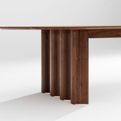 Curtain dining table