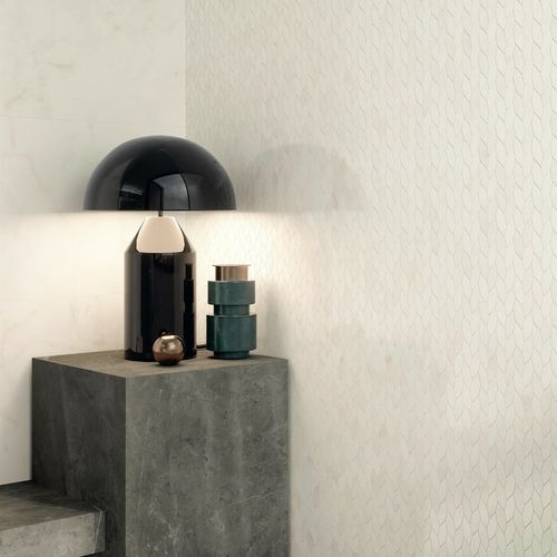 Calacatta Delicato Twist Satin Mosaic | Tile Space