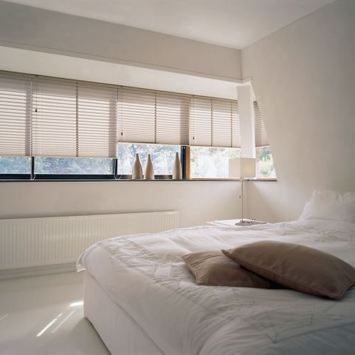 Standard Motorised Pleated Blind | Pleated Blinds