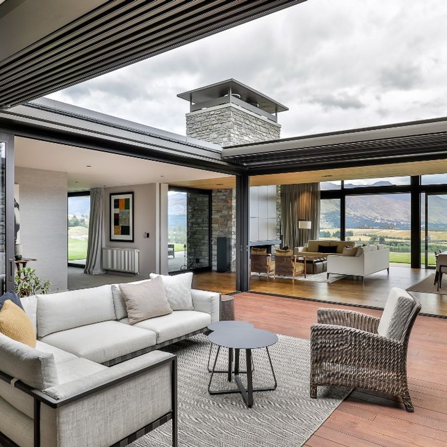 Louvretec Retractable Opening Roof
