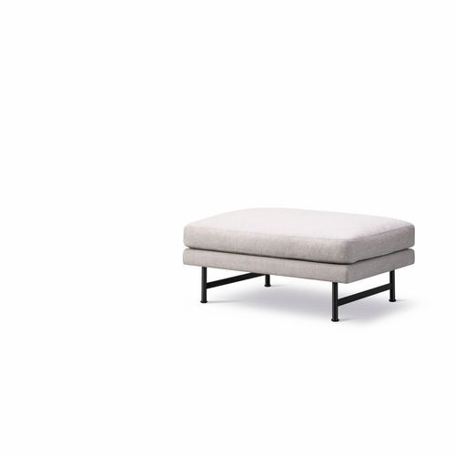 Calmo Ottoman 95 Metal Base by Fredericia