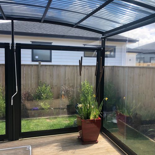 Archgola EziGuide Outdoor Blinds