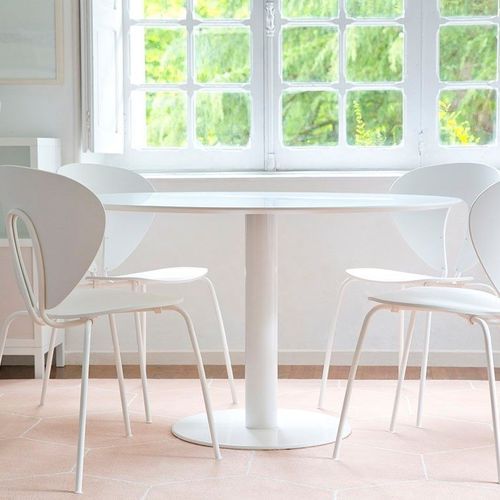 Zero Round Table by Stua