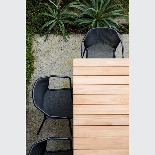 Darwin Outdoor Easy Chair