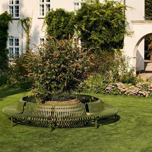 Palissade Park Dining Bench Out by HAY