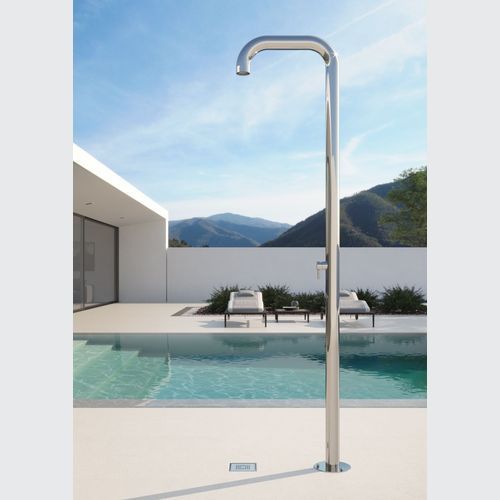 Boss Outdoor Shower With Mixer