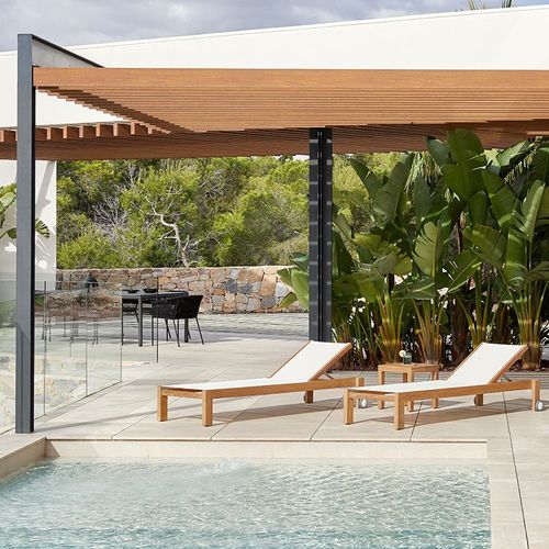 Bay Outdoor Side Table by Point