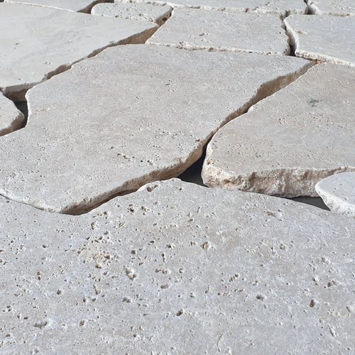 30mm Ivory Travertine Crazy Paving