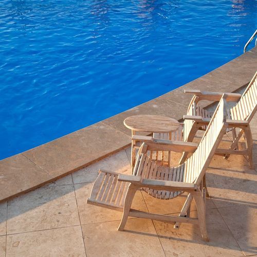 Classic Travertine Coping