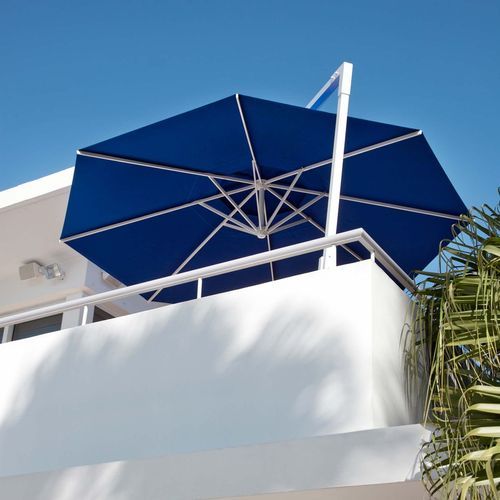 Amalfi Patio Umbrella | Caravita