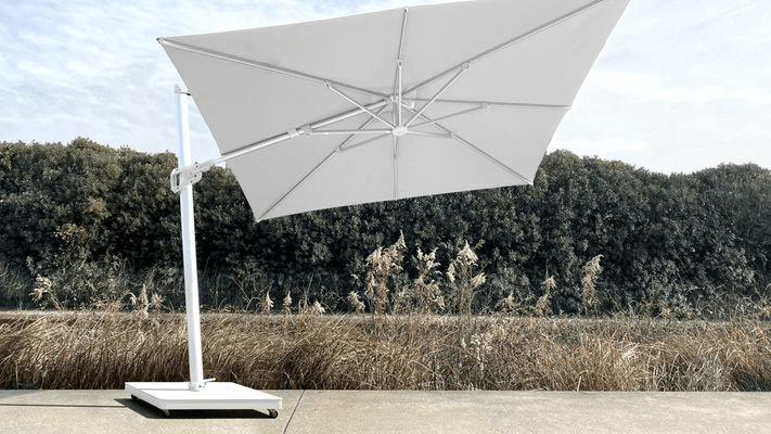 Malibu Cantilever Umbrella in Lead Chine