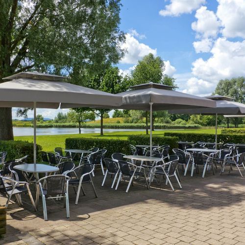 Samara Patio Umbrella | Caravita