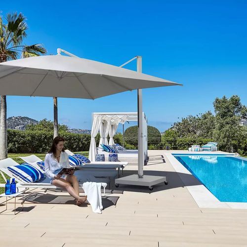 Scala Patio Umbrella | Caravita