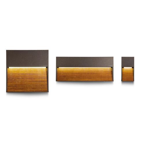 Skill Wood Wall Light