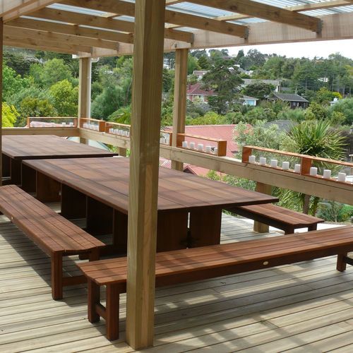 Square Table Suite