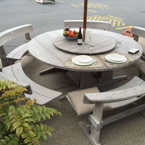 Round Table Suite 2000