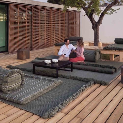Diagonal Indoor|Outdoor Rug by Patricia Urquiola 
