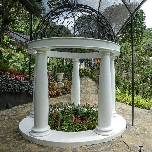 Rotunda Pergola