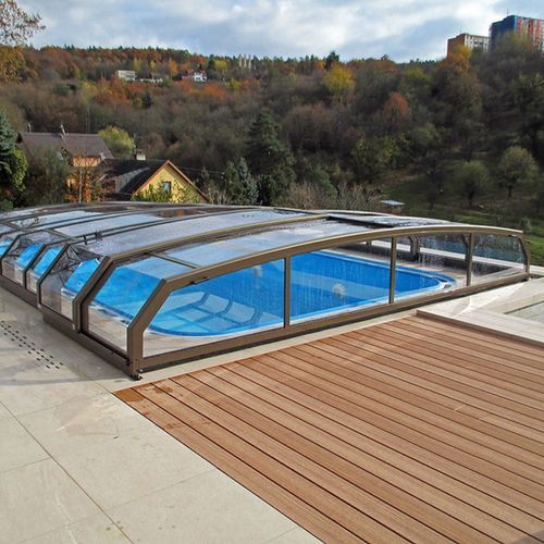 Riviera Pool Enclosure