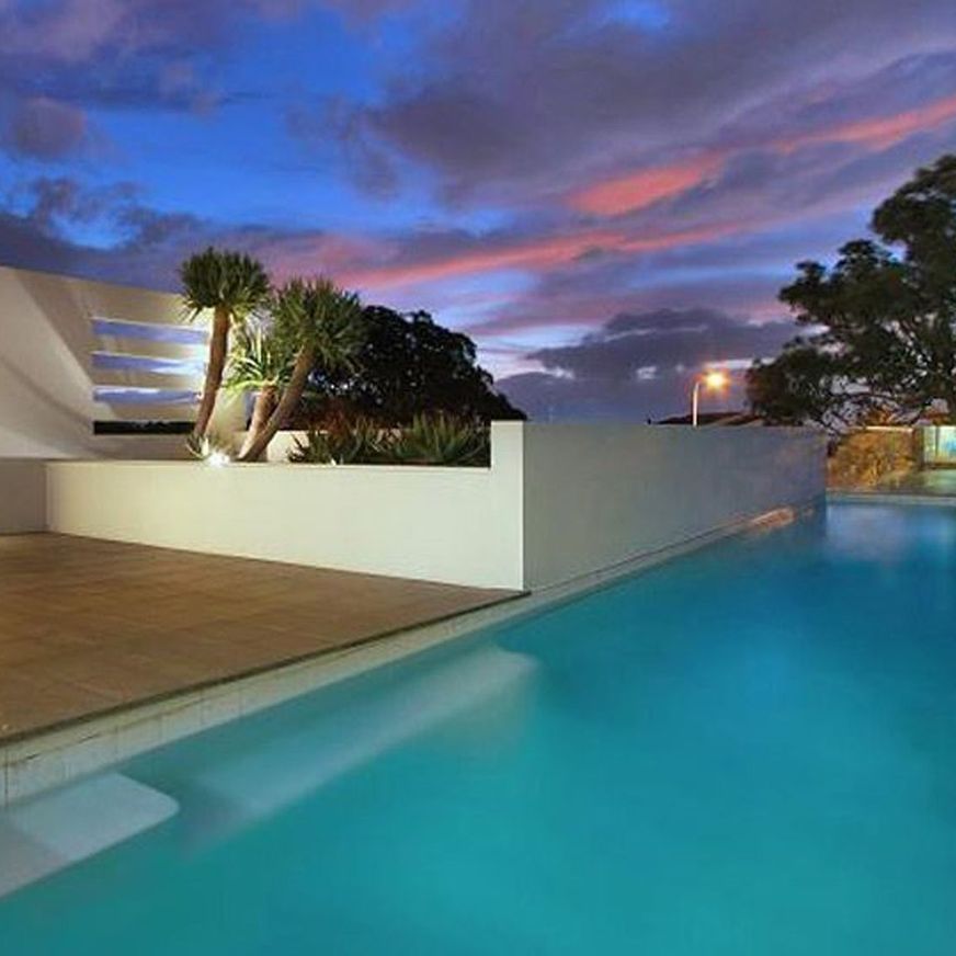 Concrete Swimming Pools
