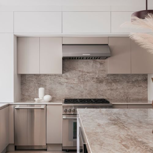 Dekton, Taga