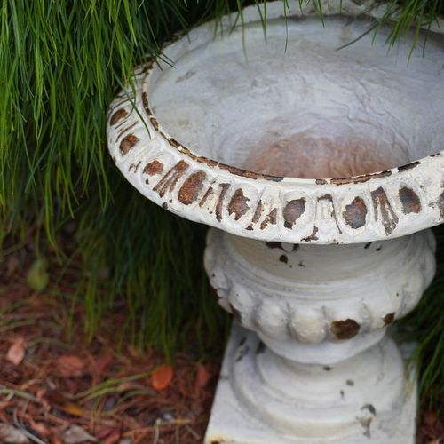 Aged Elegance Medici Urn