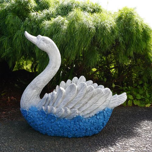 Feathered Beauty Planter