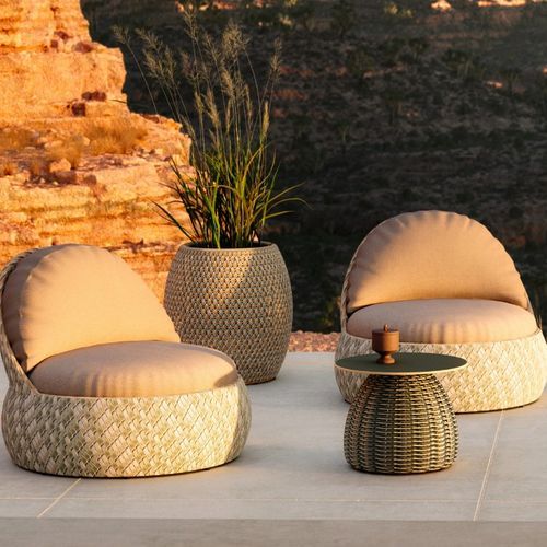Dala Planter by DEDON