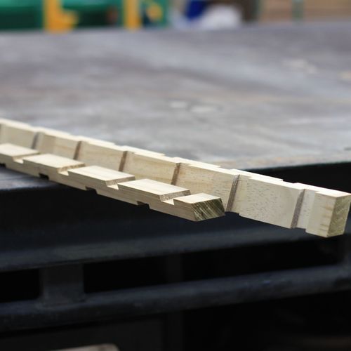 EB4 Castellated Timber Cavity Batten