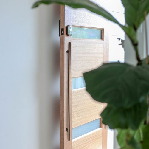 Lockwood Pull Handles