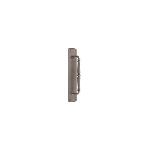 Sarlat Pull Handle on Backplate