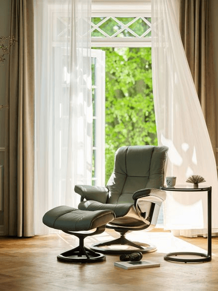 Stressless® Mayfair (M) Signature Recliner