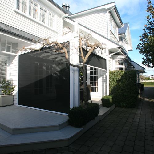 Securo® Max Roller Blind –  Exterior
