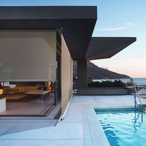 Solare Teknica 1000 Straight Drop Exterior Roller Blind