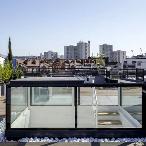 Urbane Free Standing Skybox Rooflight