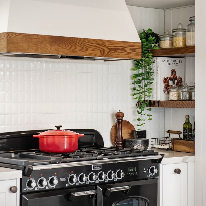 Shelving & Mantel Pieces