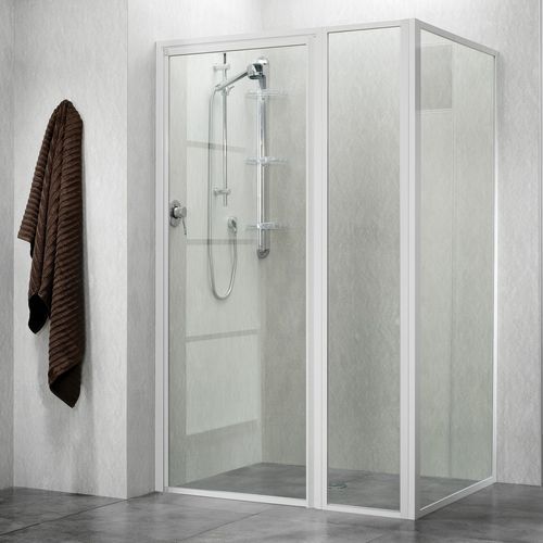 Magna™ Framed Shower Screens