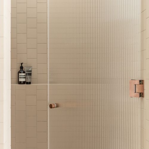 Livio Shower Door Handle