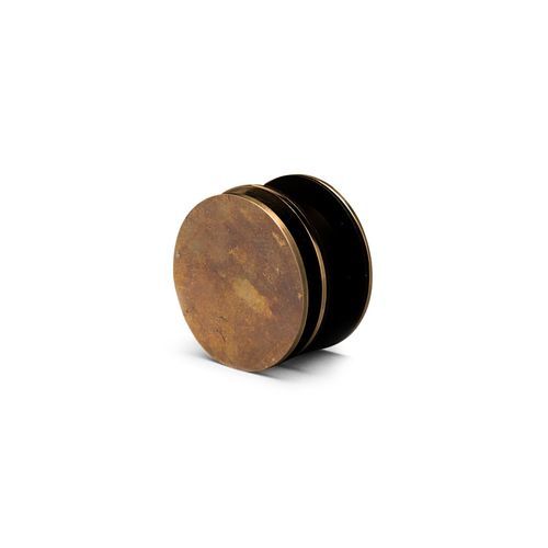 Foundry Series – Aged Brass Hardware