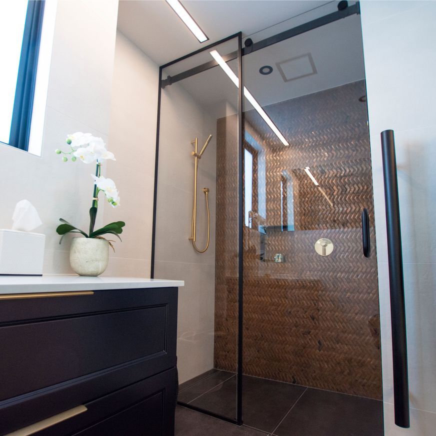 Haynes Glass Sliding Door Showers
