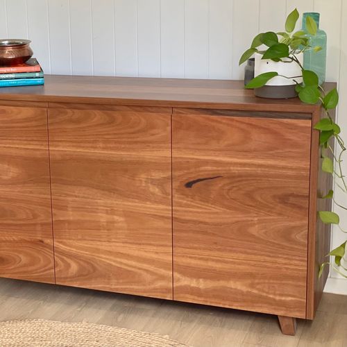 Handcrafted Buffets