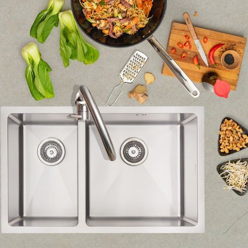 Handmade Stainless Steel Sinks (tight radius) by Mercer