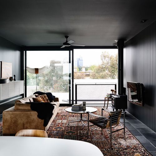 Elevate | Series 704 | Sliding Door