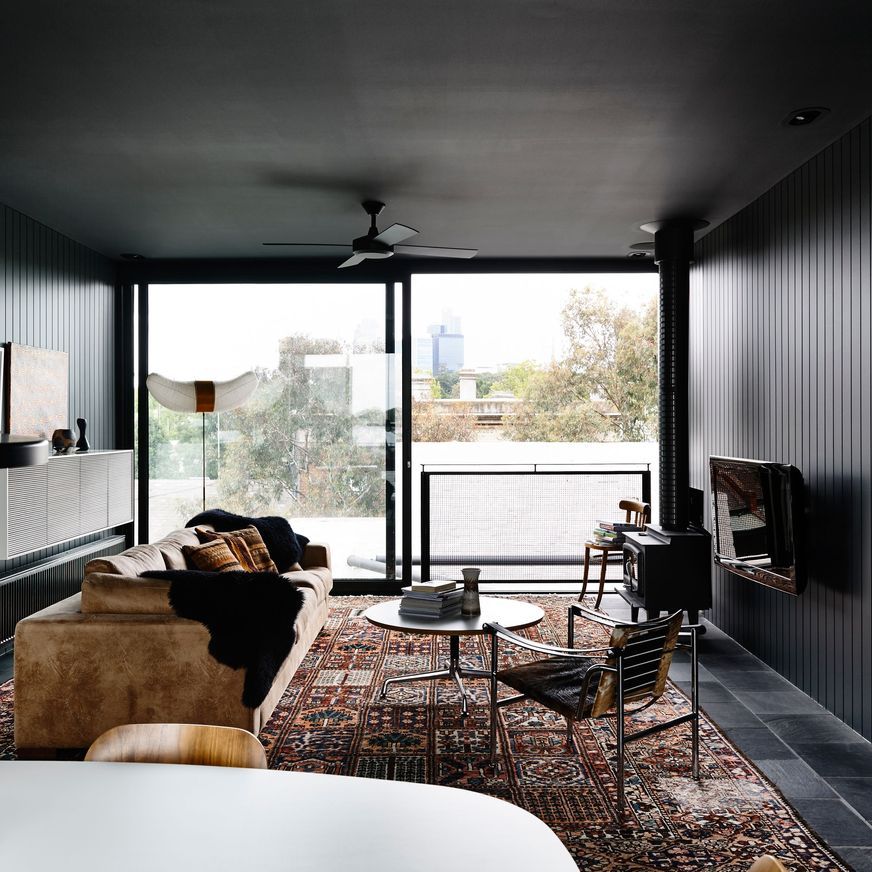 Elevate | Series 704 | Sliding Door