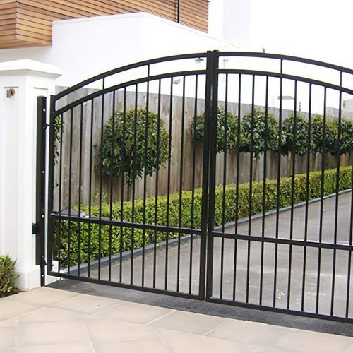 Tubular Driveway Gates