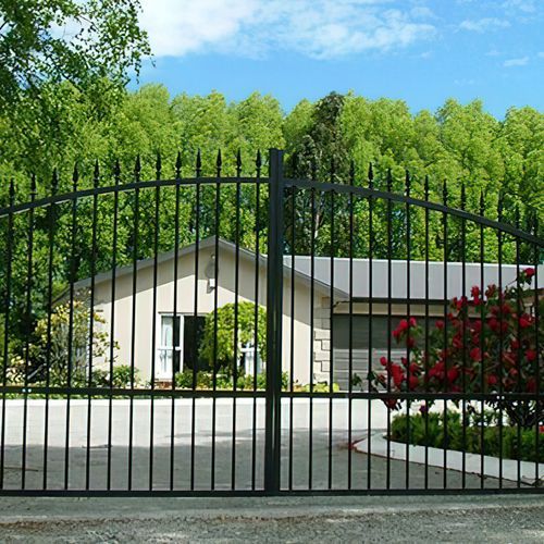 Tubular Driveway Gates