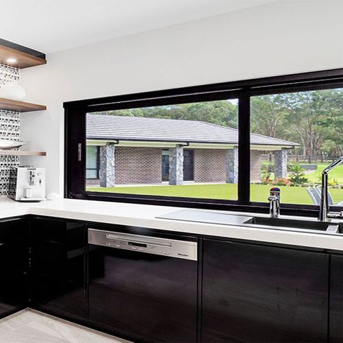 Elevate | Series 452 | Sliding Window