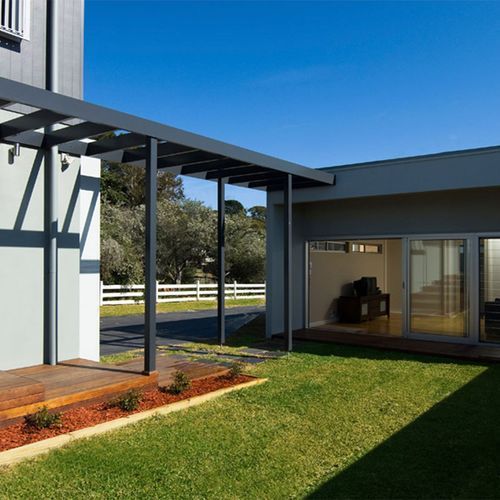 Vantage | Series 542 | Stacking Sliding Door